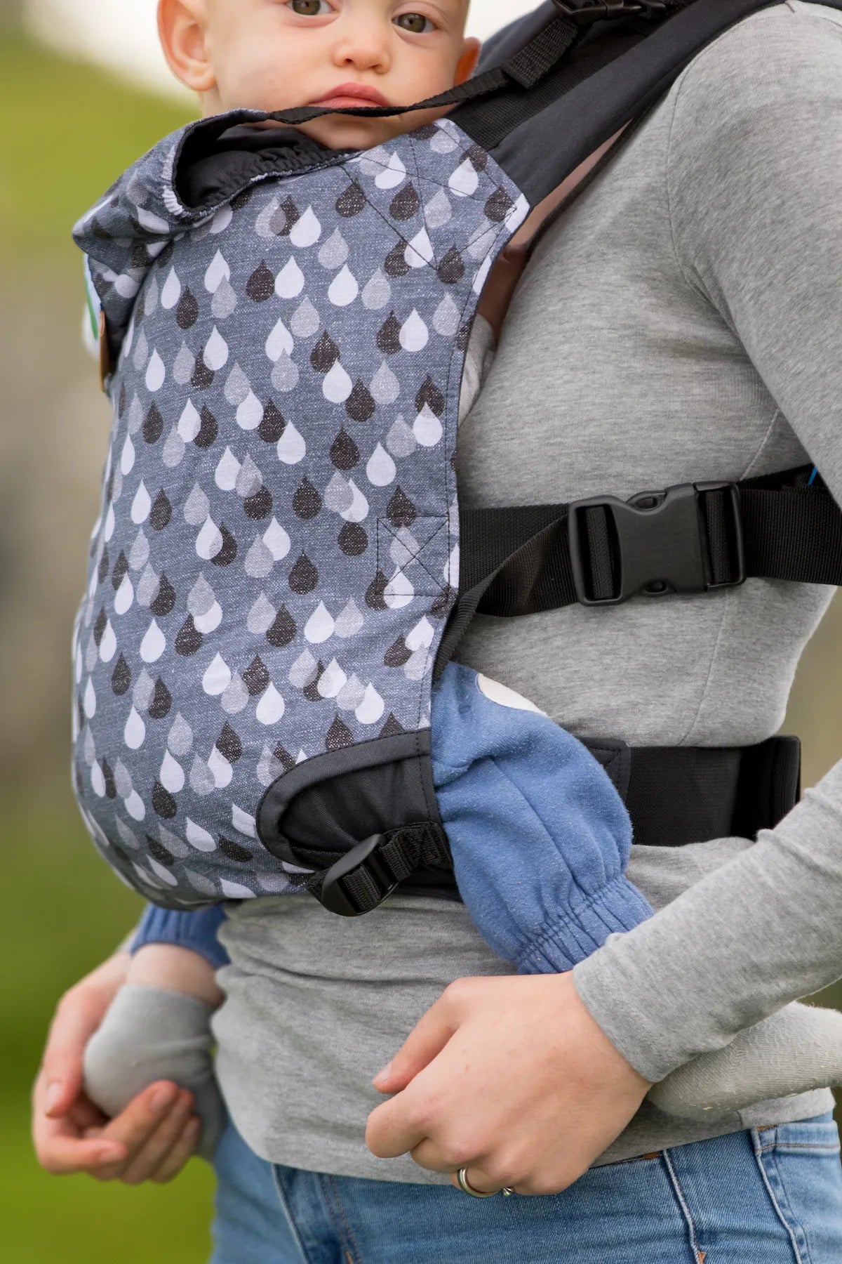 Kahu Carriers